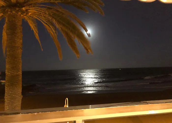 Espectacular En Primera Linea De La Playa Apartment Telde