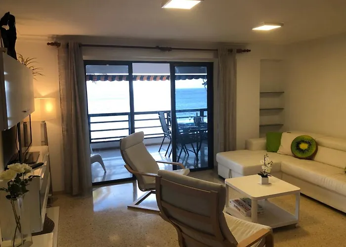 Apartment Espectacular En Primera Linea De La Playa Telde