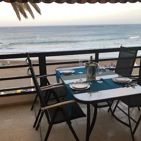 Espectacular En Primera Linea De La Playa Апартаменты Тельде