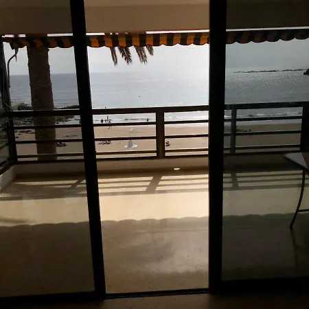 Espectacular En Primera Linea De La Playa Апартаменты