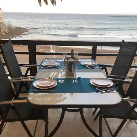 Апартаменты Espectacular En Primera Linea De La Playa *