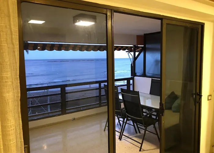 Espectacular En Primera Línea De La Playa Apartamento