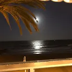 Espectacular En Primera Linea De La Playa Lejlighed Telde