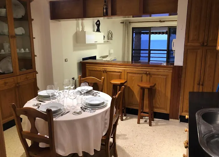 Espectacular En Primera Linea De La Playa 아파트 *